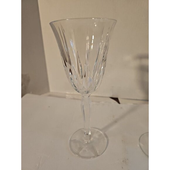Crystal Wine glass unique cut vertical lines Beautiful Royal Tudor ? Lot Of 2 - Picture 2 of 12